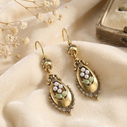 Noor Jhumkas