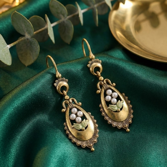 Noor Jhumkas